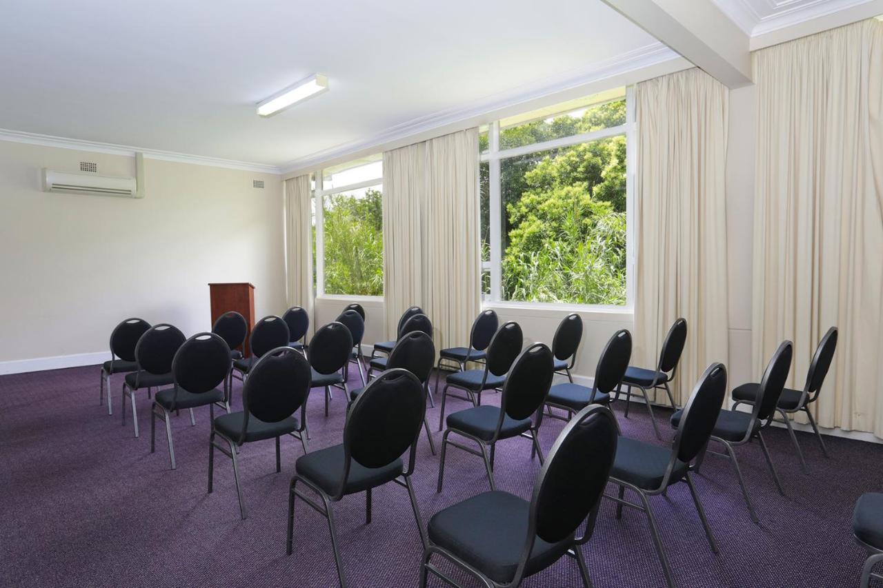 Ibis Styles Tamworth Exterior foto