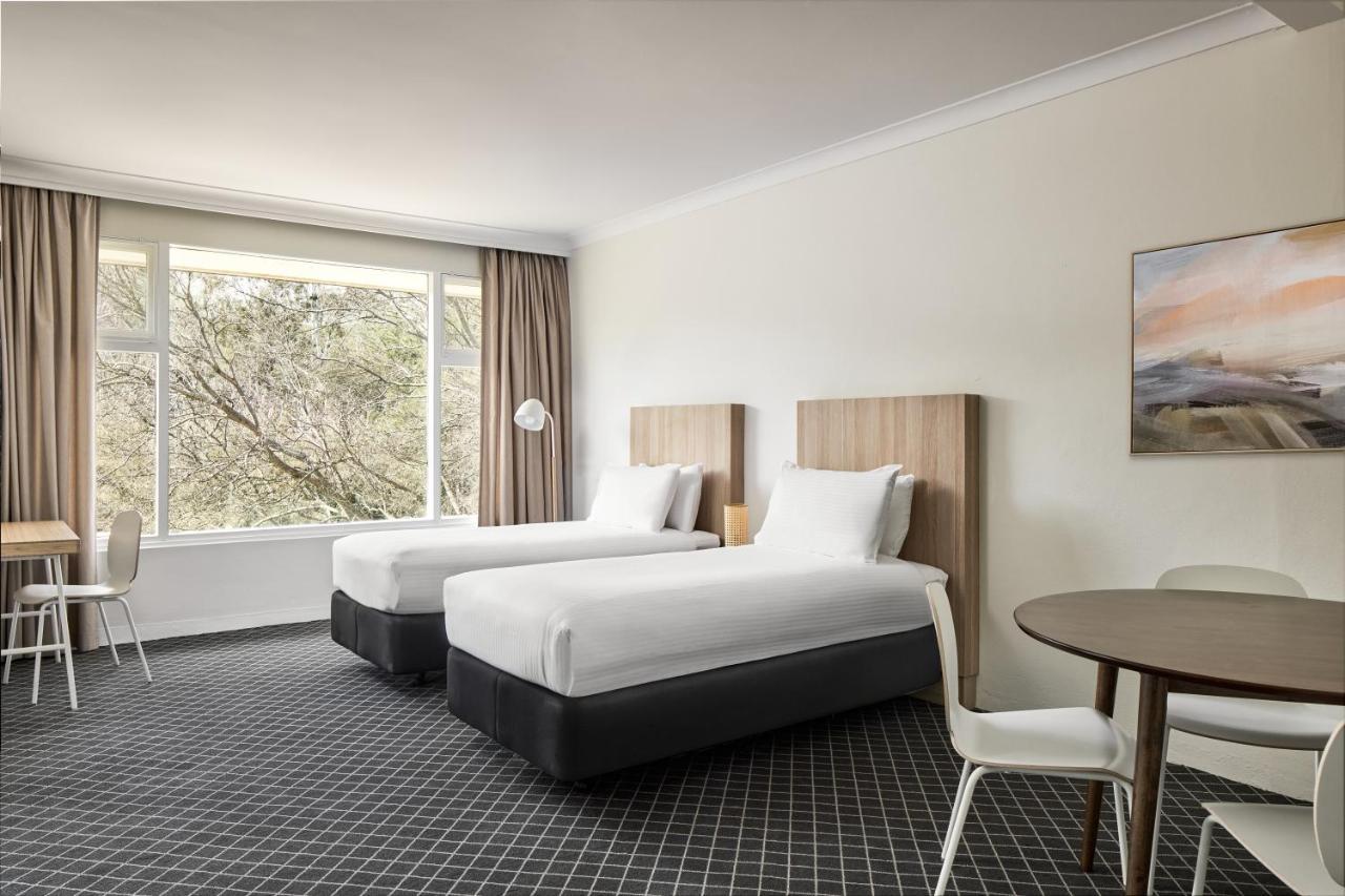 Ibis Styles Tamworth Exterior foto