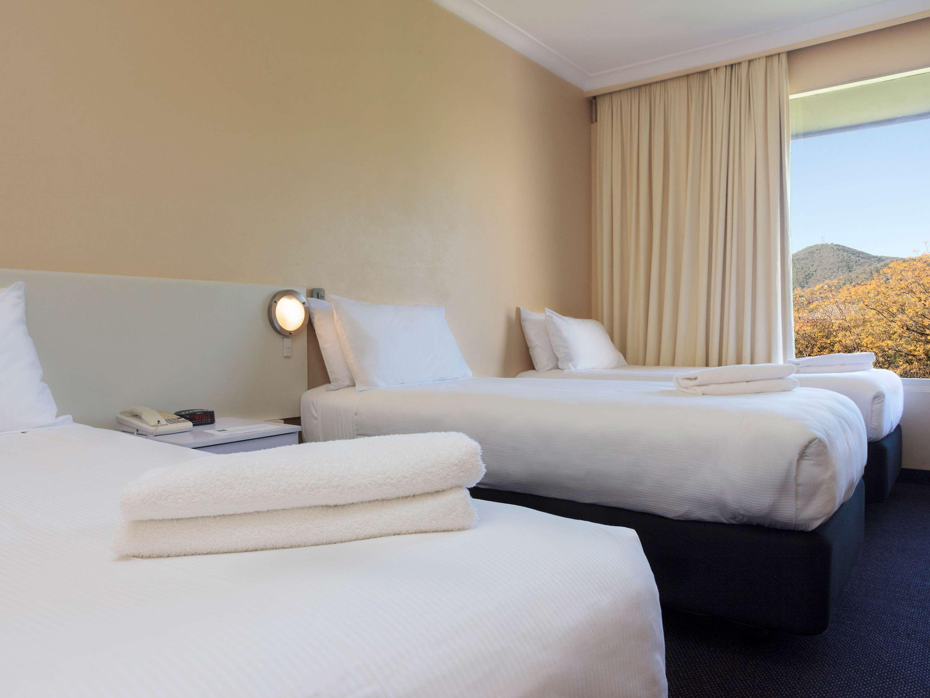 Ibis Styles Tamworth Exterior foto