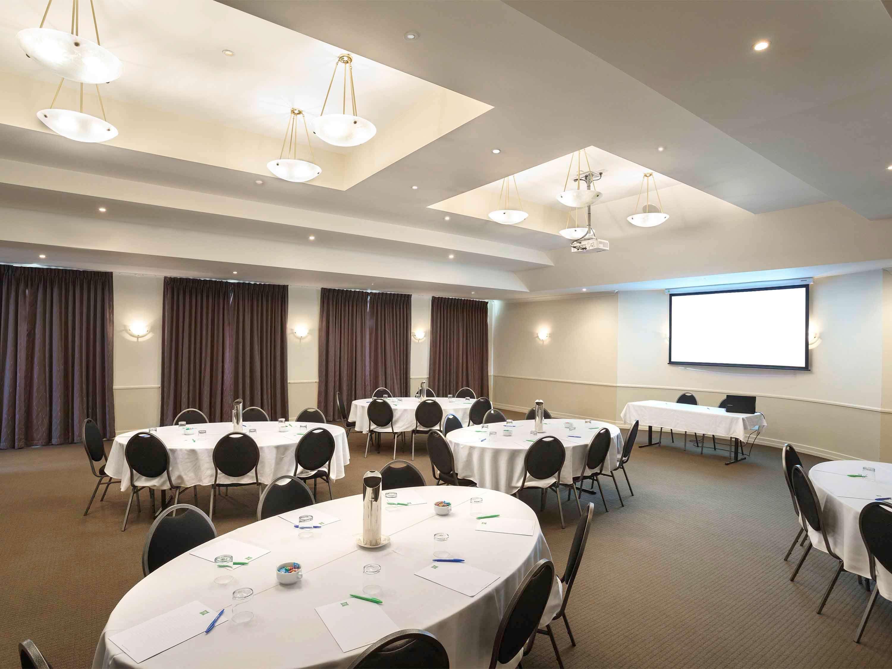 Ibis Styles Tamworth Exterior foto