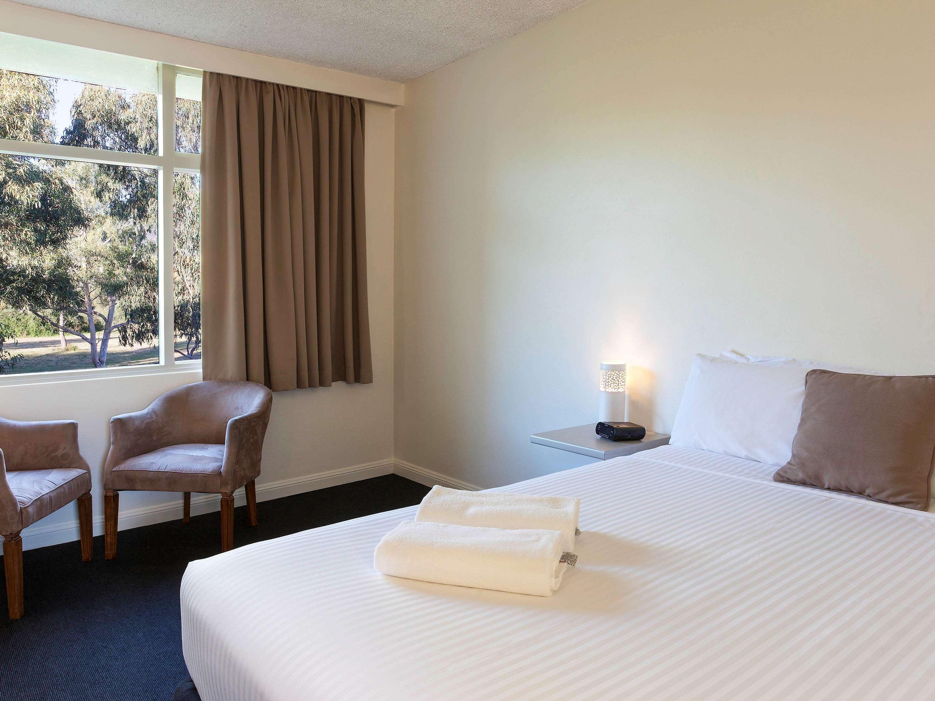 Ibis Styles Tamworth Exterior foto